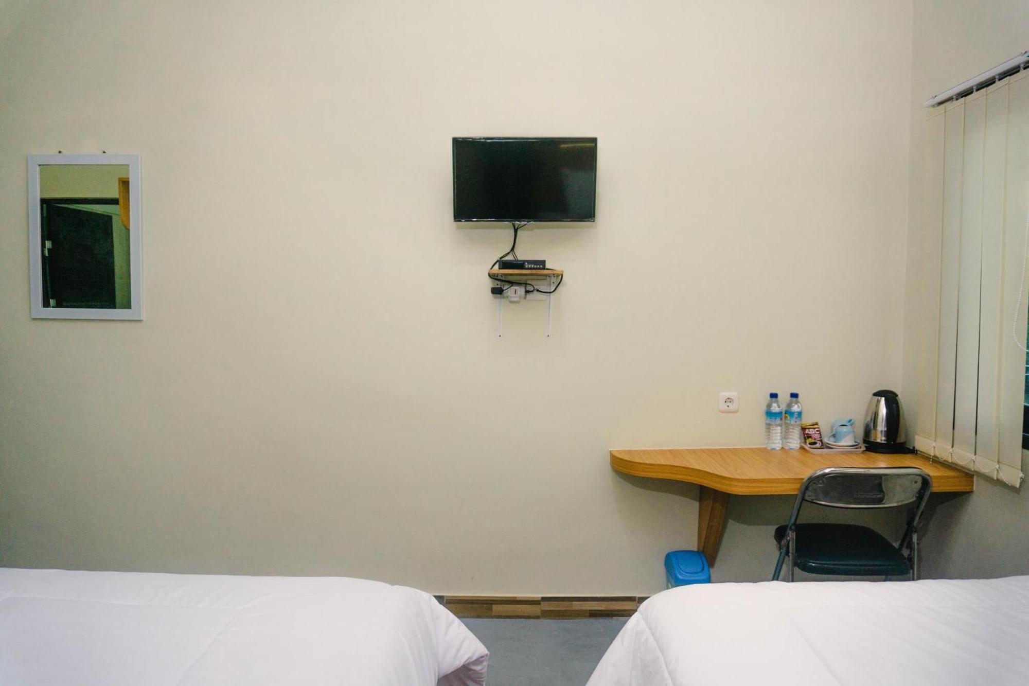Grand Khalifah Guesthouse Sumbawa Εξωτερικό φωτογραφία