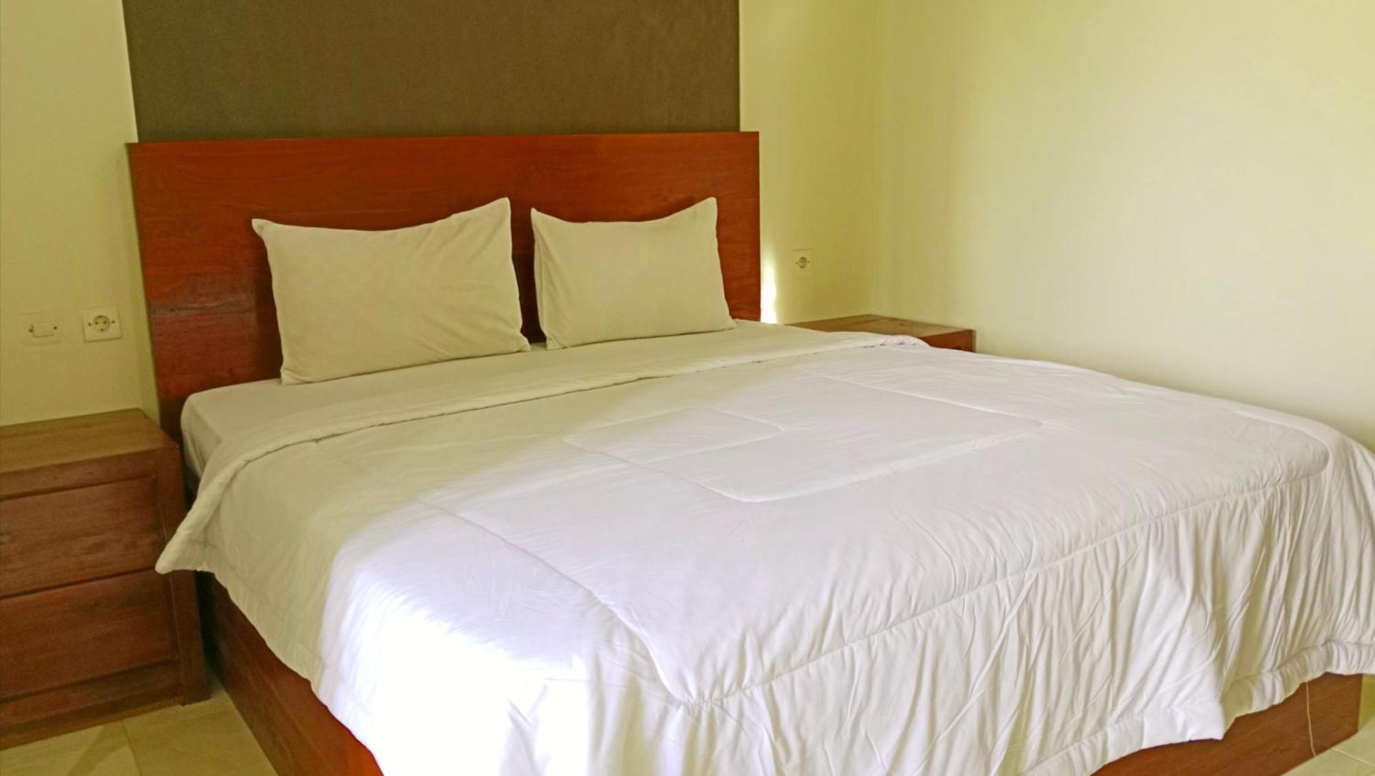 Grand Khalifah Guesthouse Sumbawa Εξωτερικό φωτογραφία