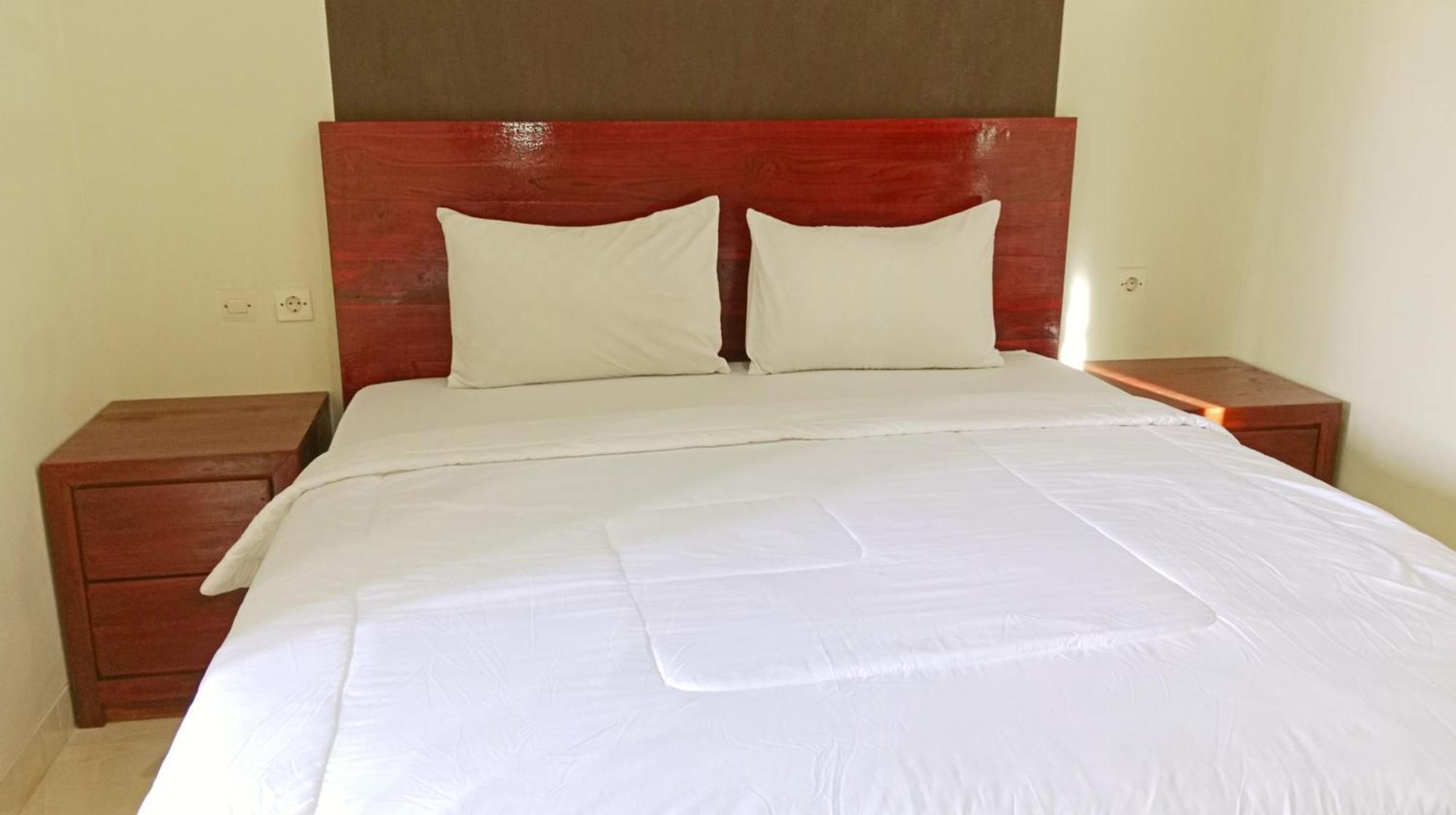 Grand Khalifah Guesthouse Sumbawa Εξωτερικό φωτογραφία