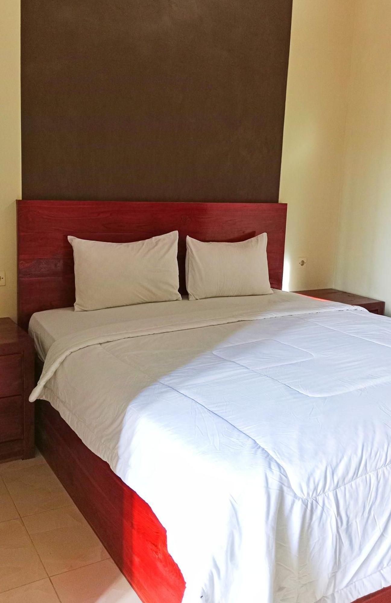 Grand Khalifah Guesthouse Sumbawa Εξωτερικό φωτογραφία
