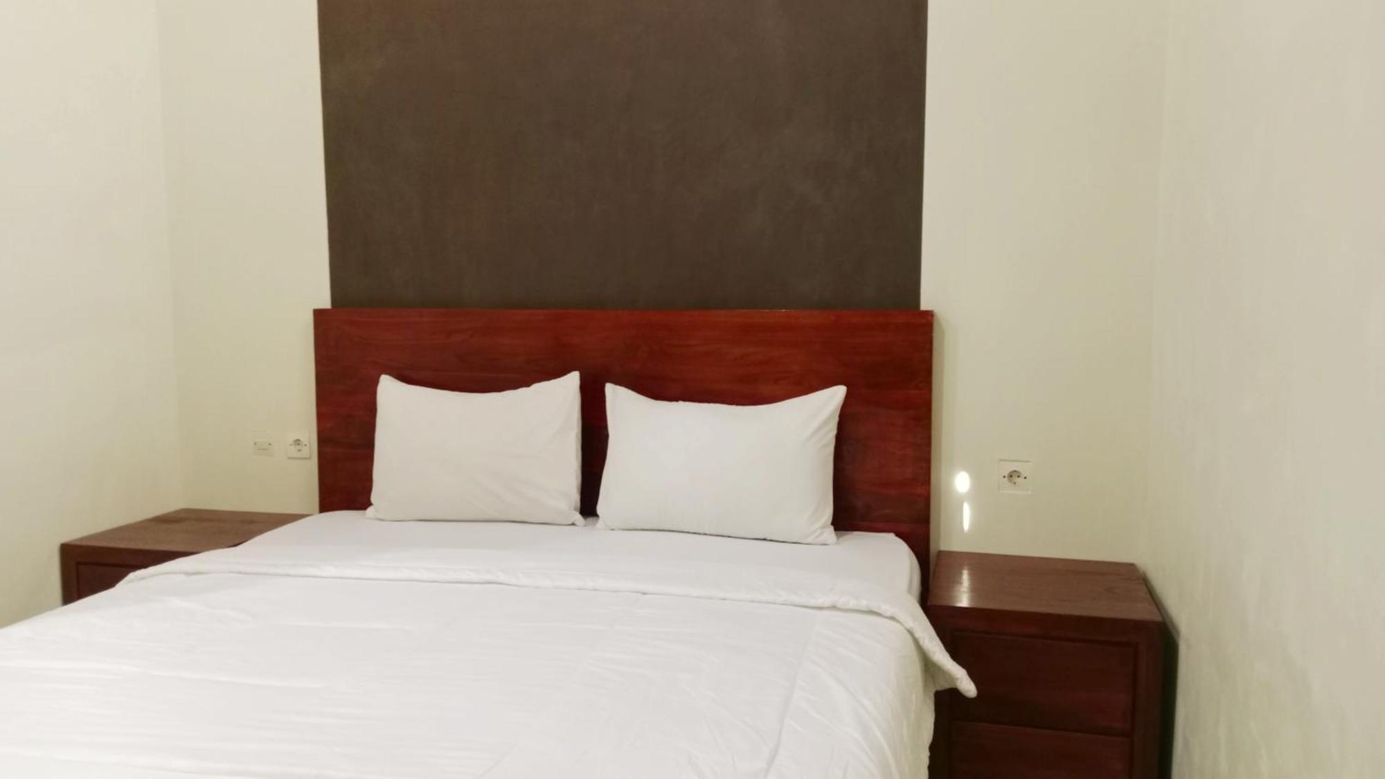 Grand Khalifah Guesthouse Sumbawa Εξωτερικό φωτογραφία
